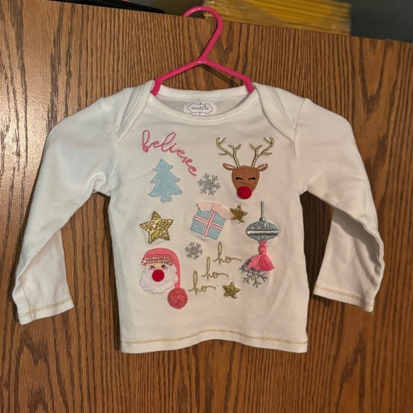 Mud Pie White Baby Christmas Outfit Top Embroidered Accents like new 6/9 months - Picture 1 of 5